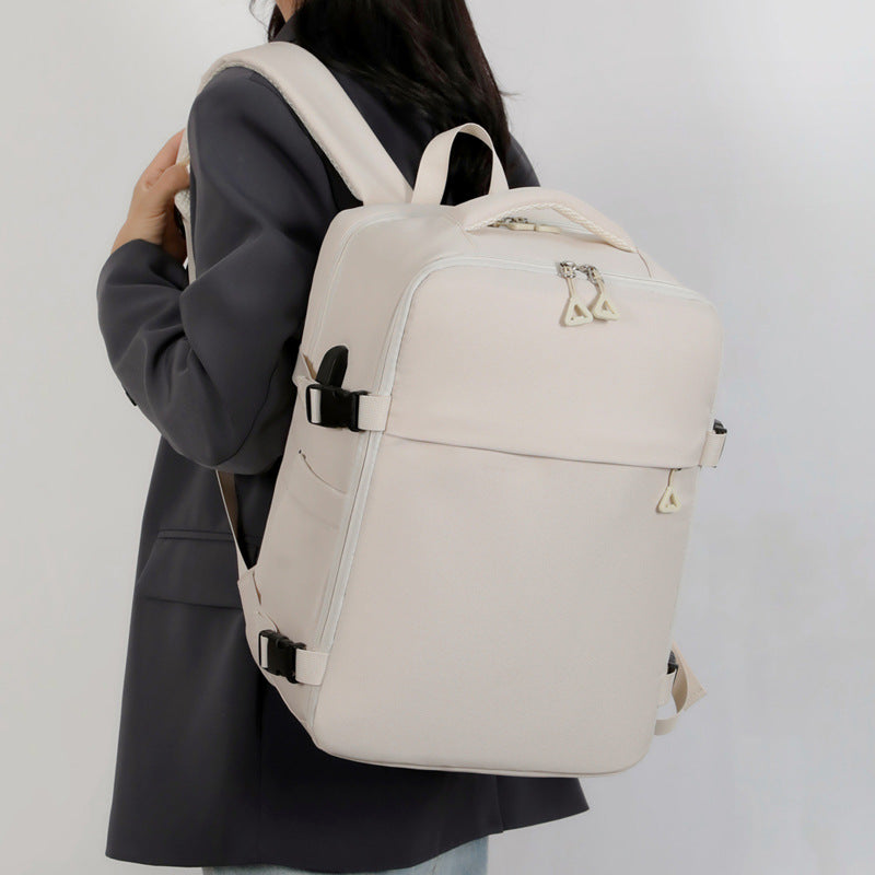 High-Performance Minimalist Backpack LoungeYard — product view 3