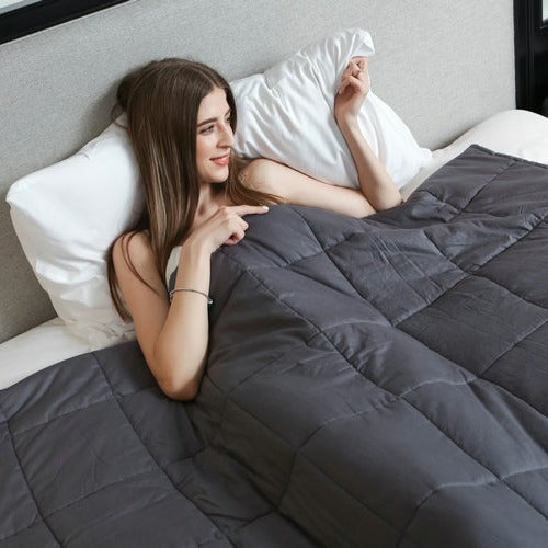 Women high-quality and breathable everyday sleeping blanket LoungeYard — product view 3