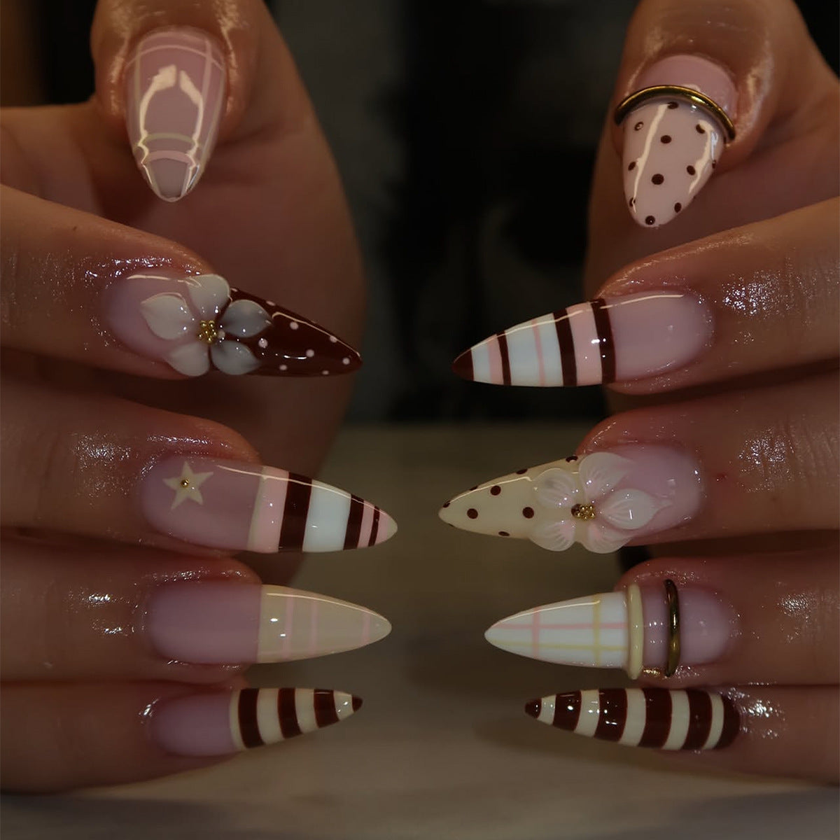 Premium Decorative Press-On Nail Set — product view 2