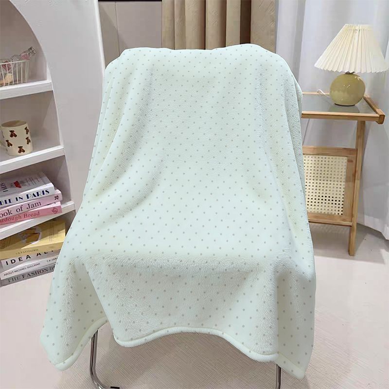 Cozy Dot Pattern Throw Blanket LoungeYard — product view 3