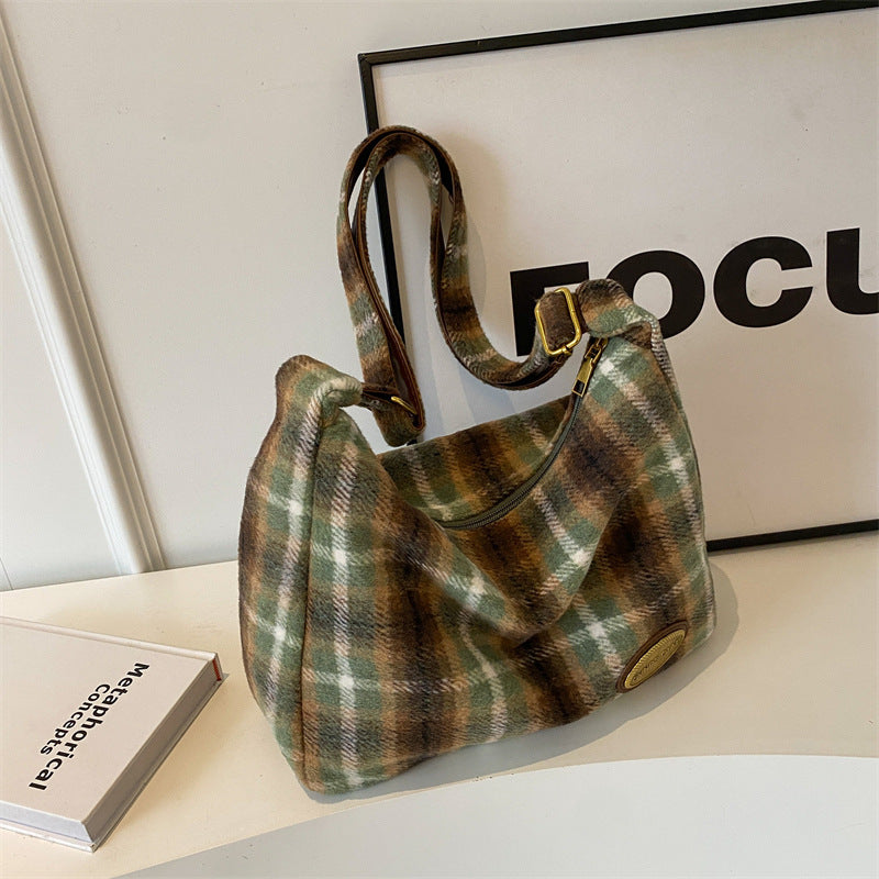 Cozy Plaid Shoulder Bag LoungeYard — product view 7