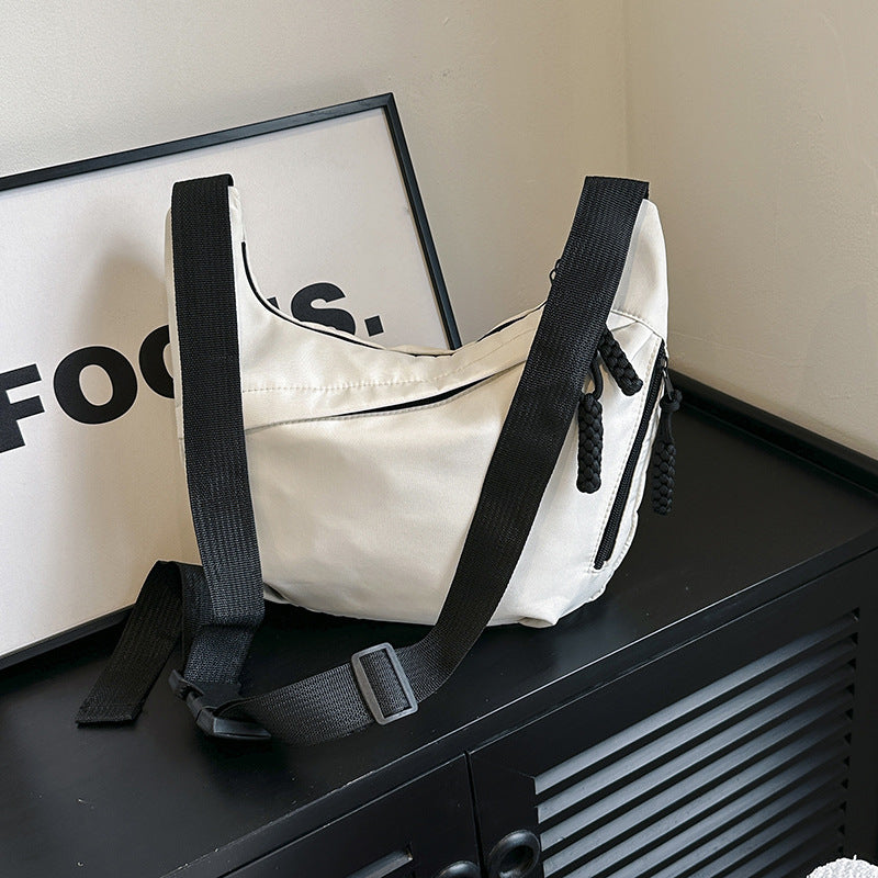 WoVersatile Everyday Sling Bag LoungeYard — product view 3