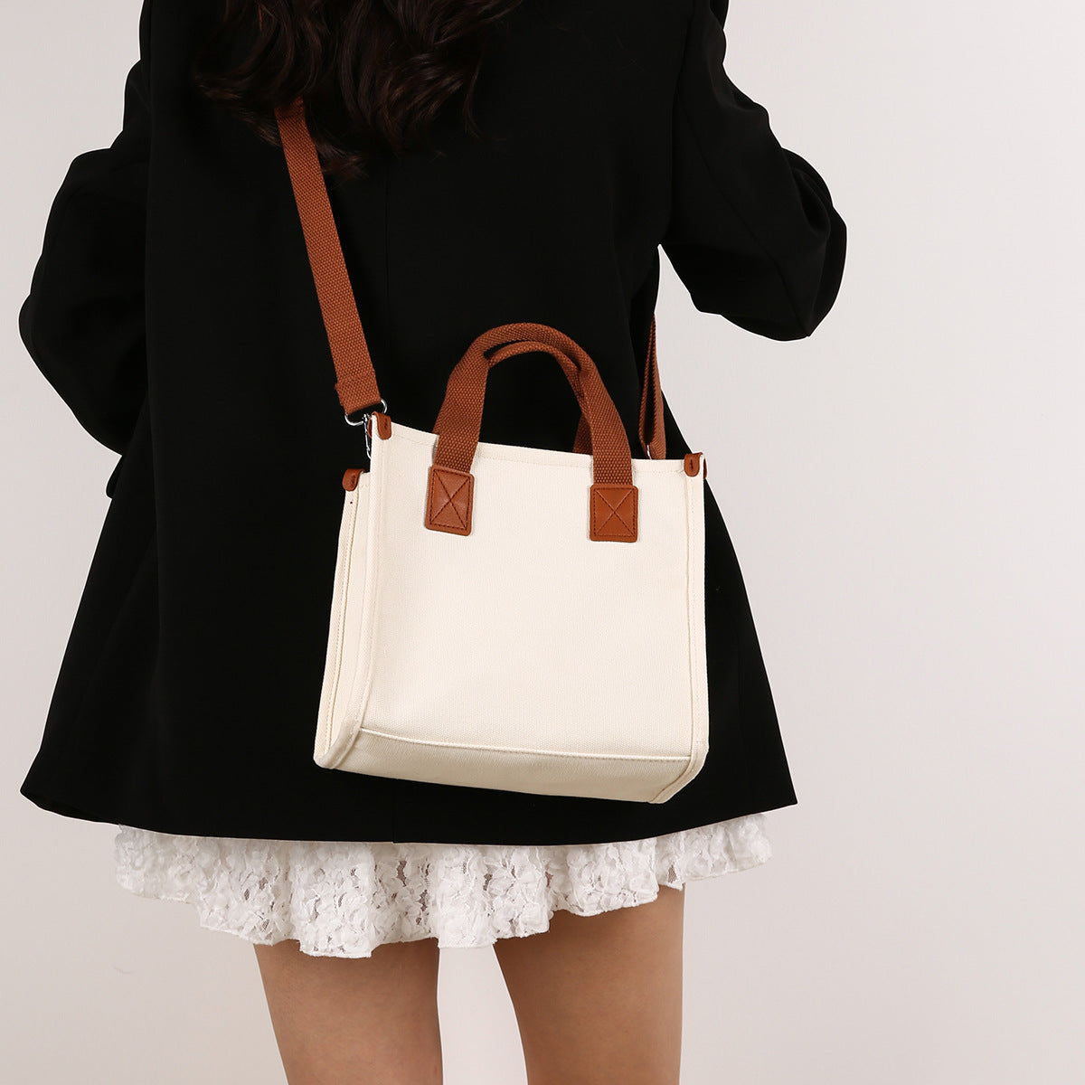 Women's tote bag with double storage and sturdy carrying handles LoungeYard — product view 3
