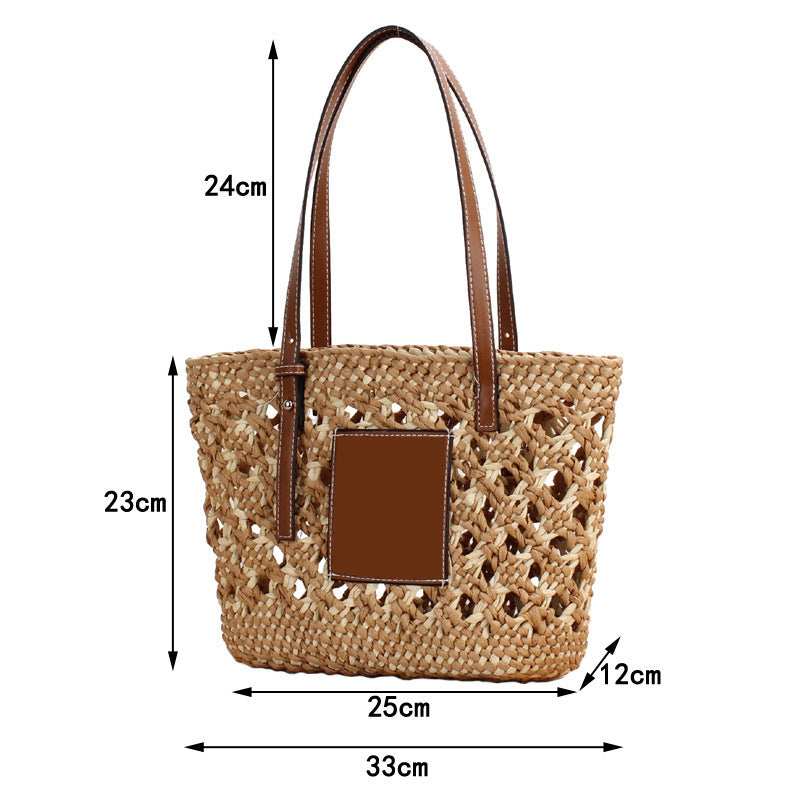 Beach bag with practical inner pockets and sturdy handles LoungeYard — product view 5