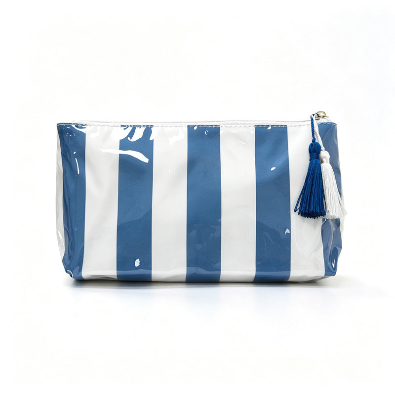 Practical and Stylish Cosmetic Bag LoungeYard — product view 6