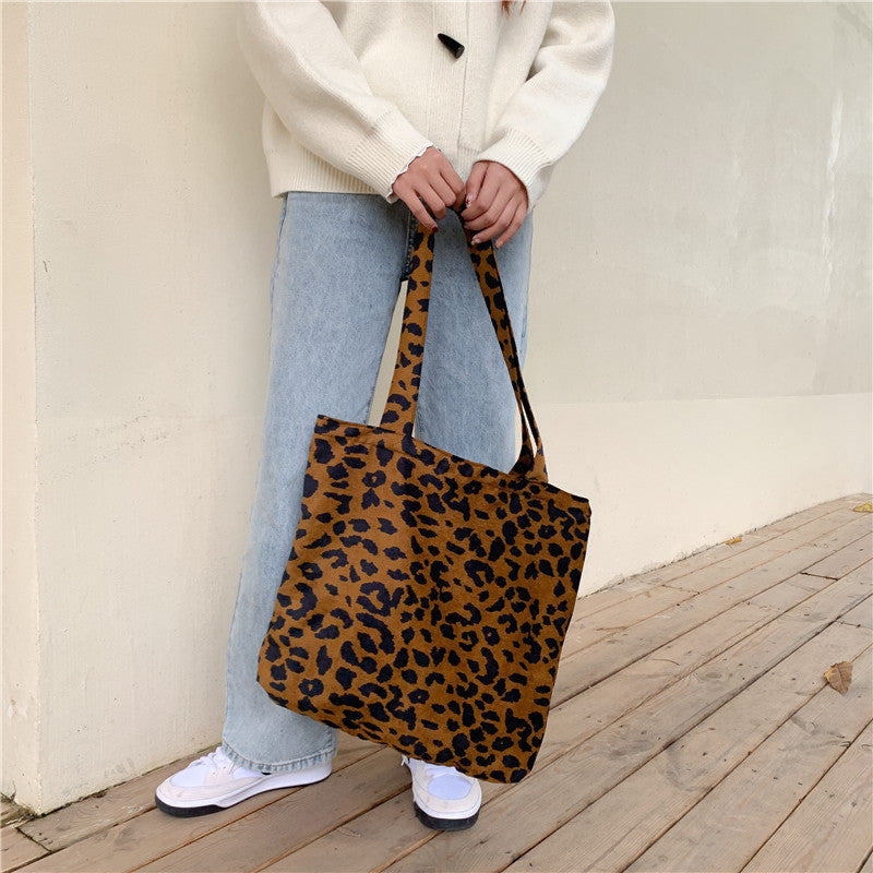 Leopard Print Tote Bag — product view 1