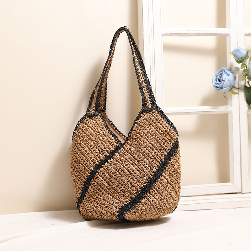 Braided beach bag with fashionable design LoungeYard — product view 1