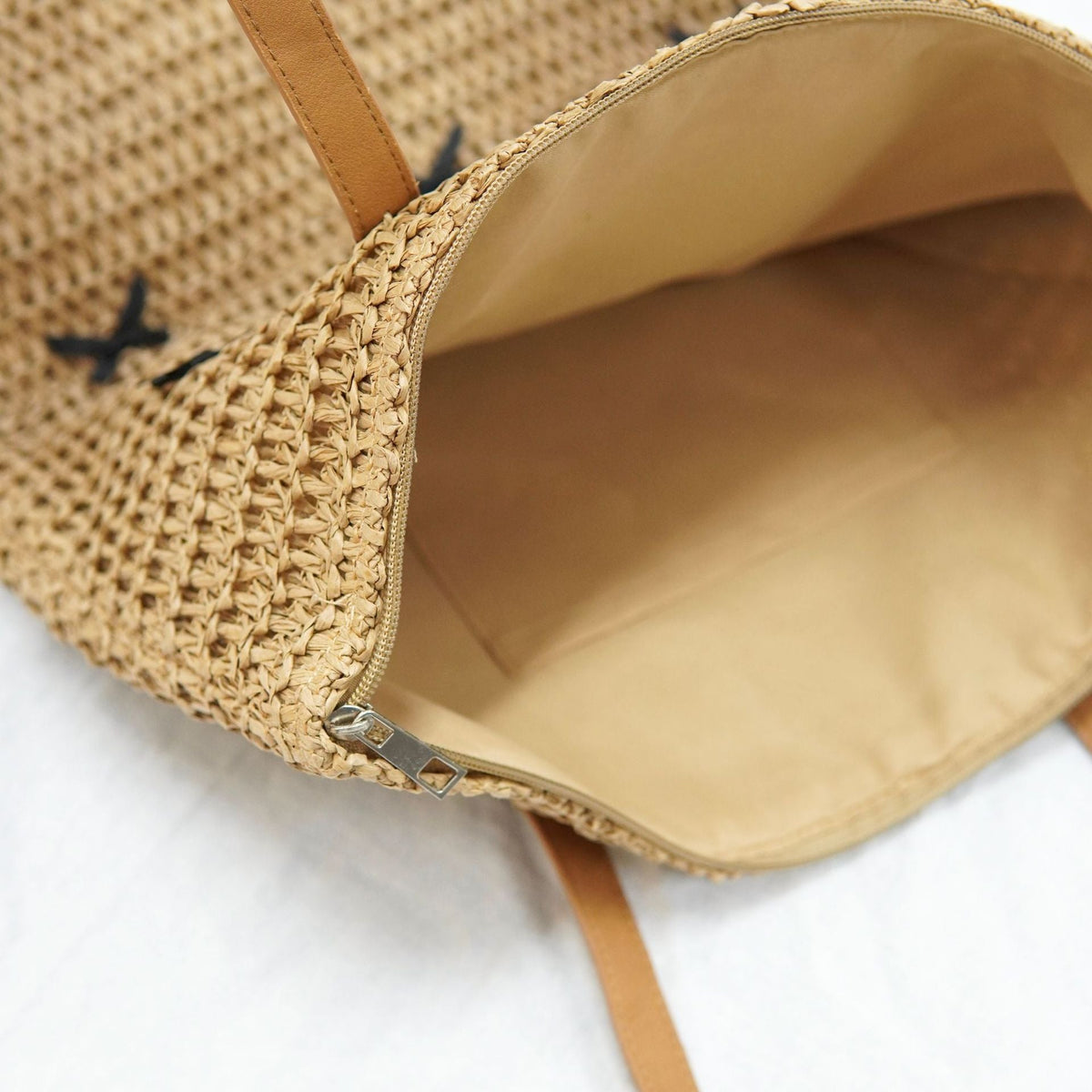Trendy large beach bag with original bow appliqués LoungeYard — product view 4