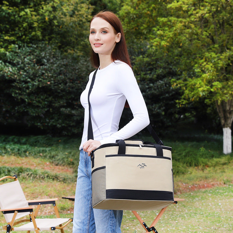 Unisex Cooler Bag LoungeYard — product view 4