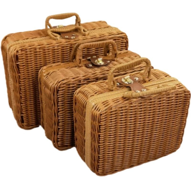 Women elegant handbag made of woven material LoungeYard — product view 4
