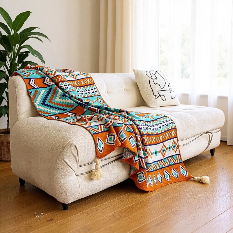 Decorative Throw Blanket LoungeYard — product view 1