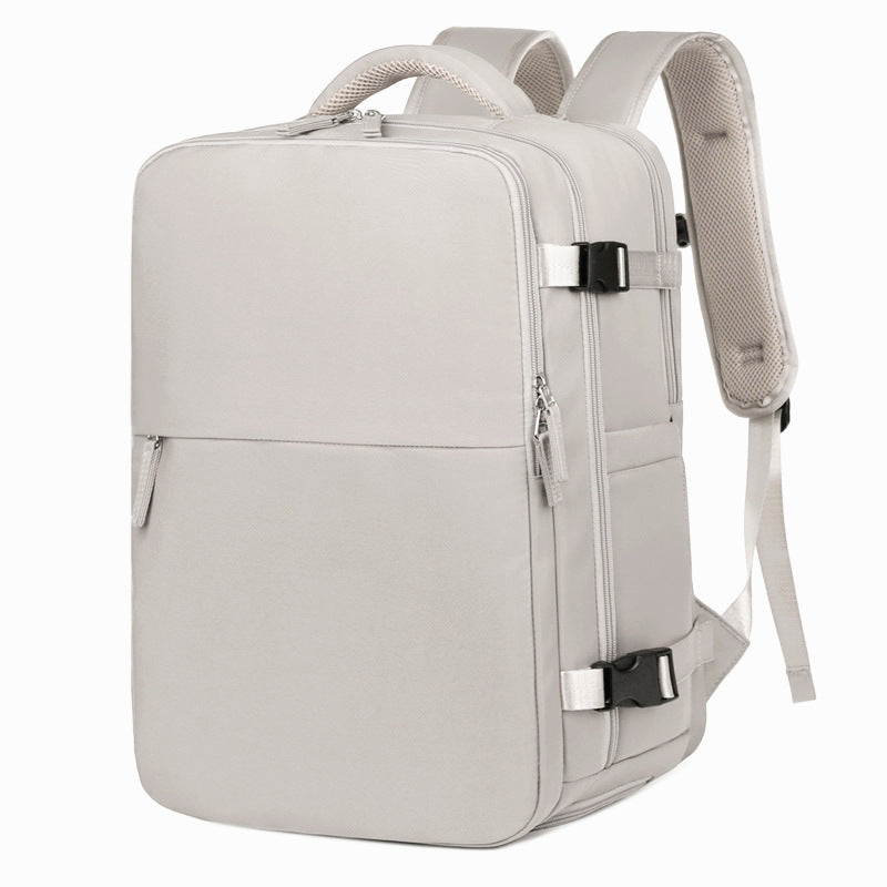 Versatile Backpack LoungeYard — product view 1