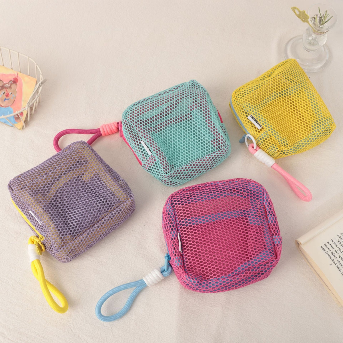 Practical and Breathable Organizer Bag LoungeYard — product view 1