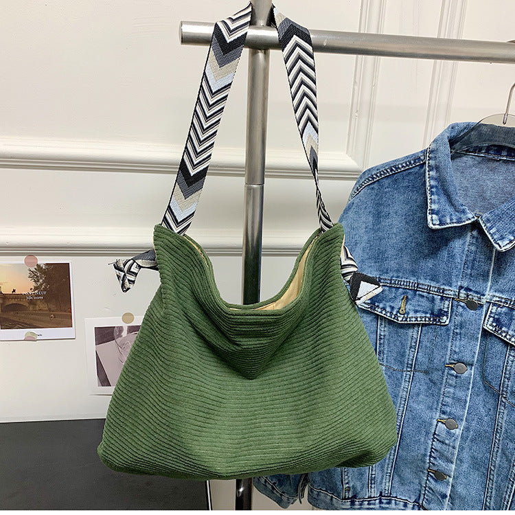 Casual shopper bag with fashionable shoulder strap LoungeYard — product view 6