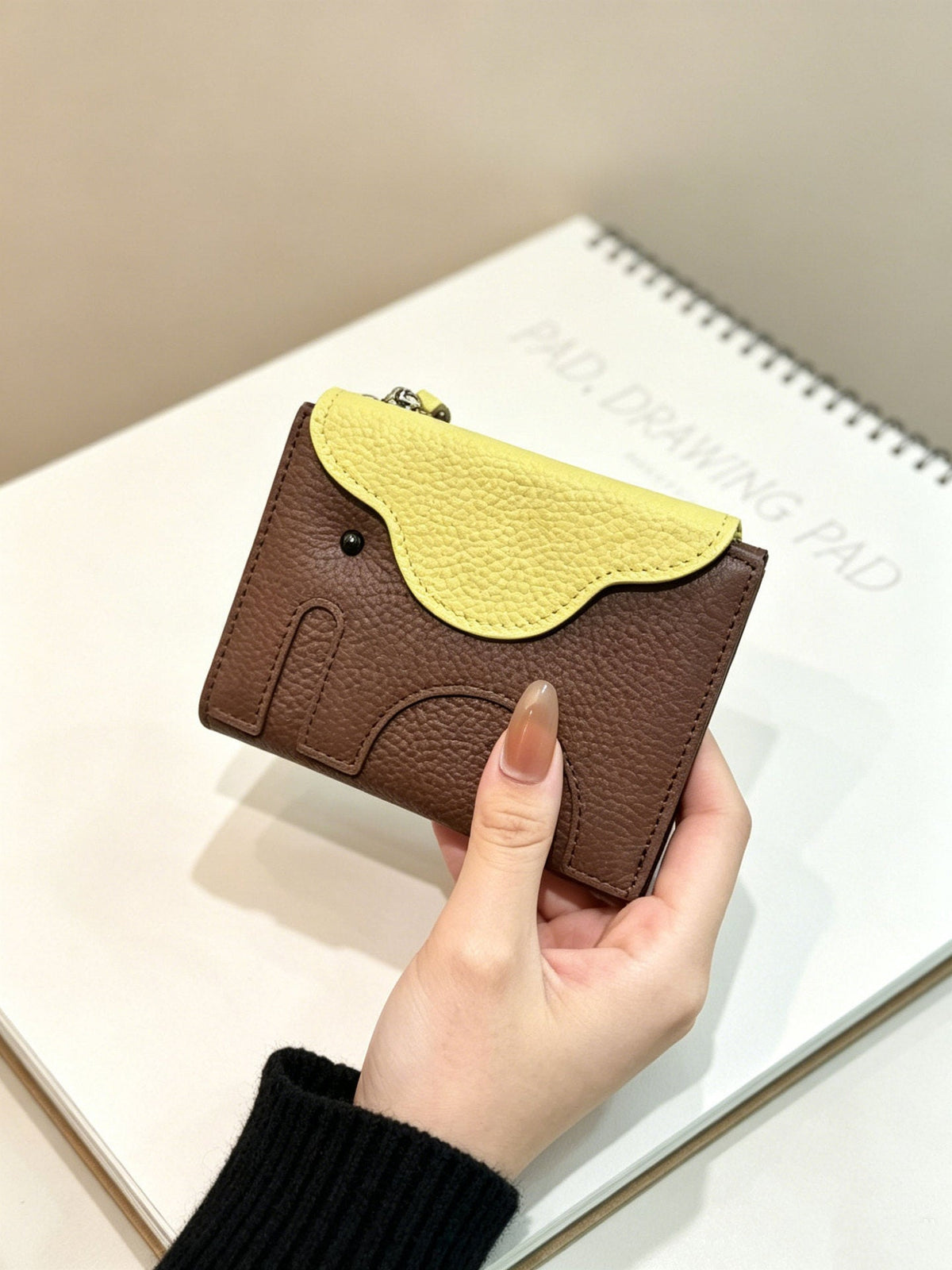 Cute Elephant-Themed Card Holder — product view 5