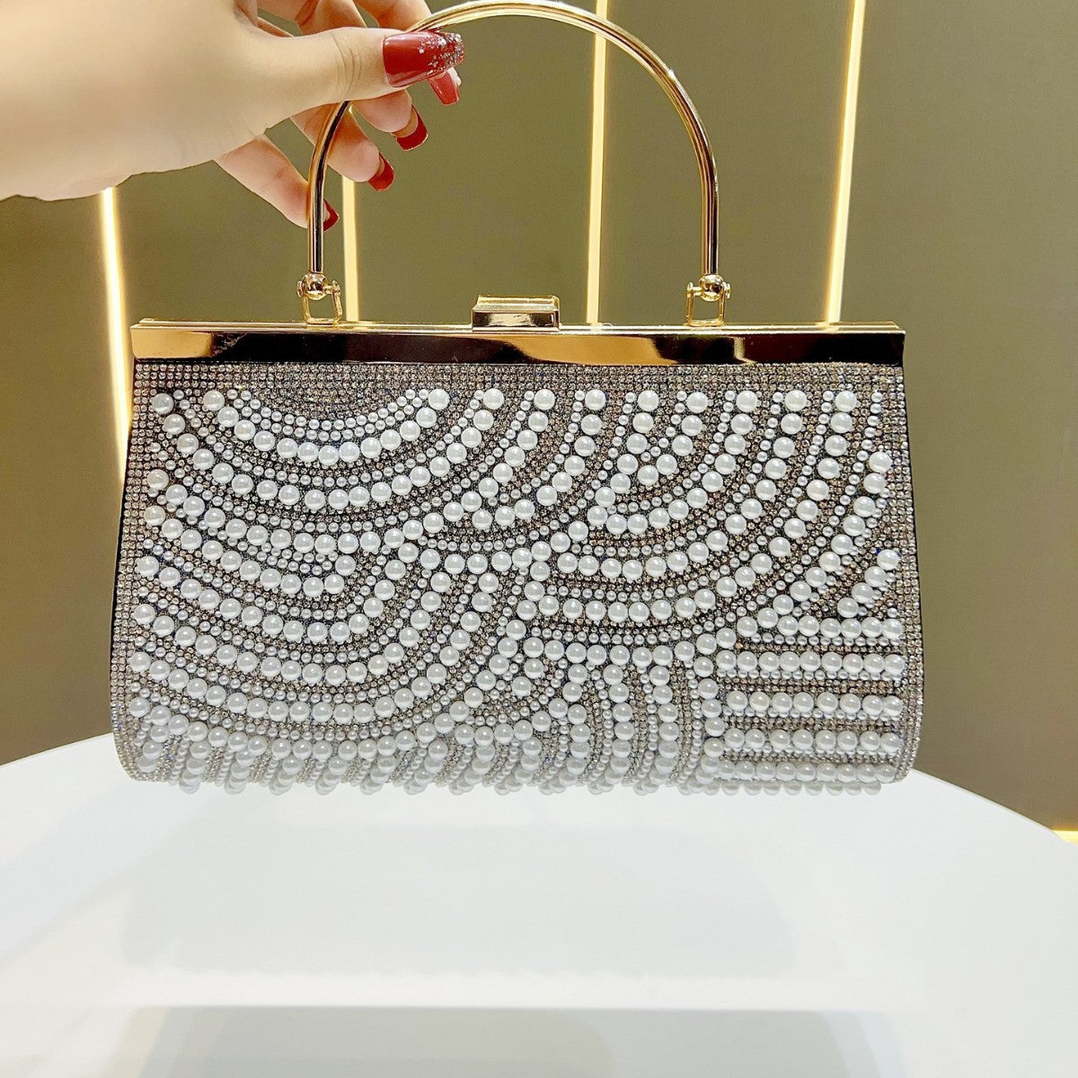 Decorative Pearl Handbag — product view 6
