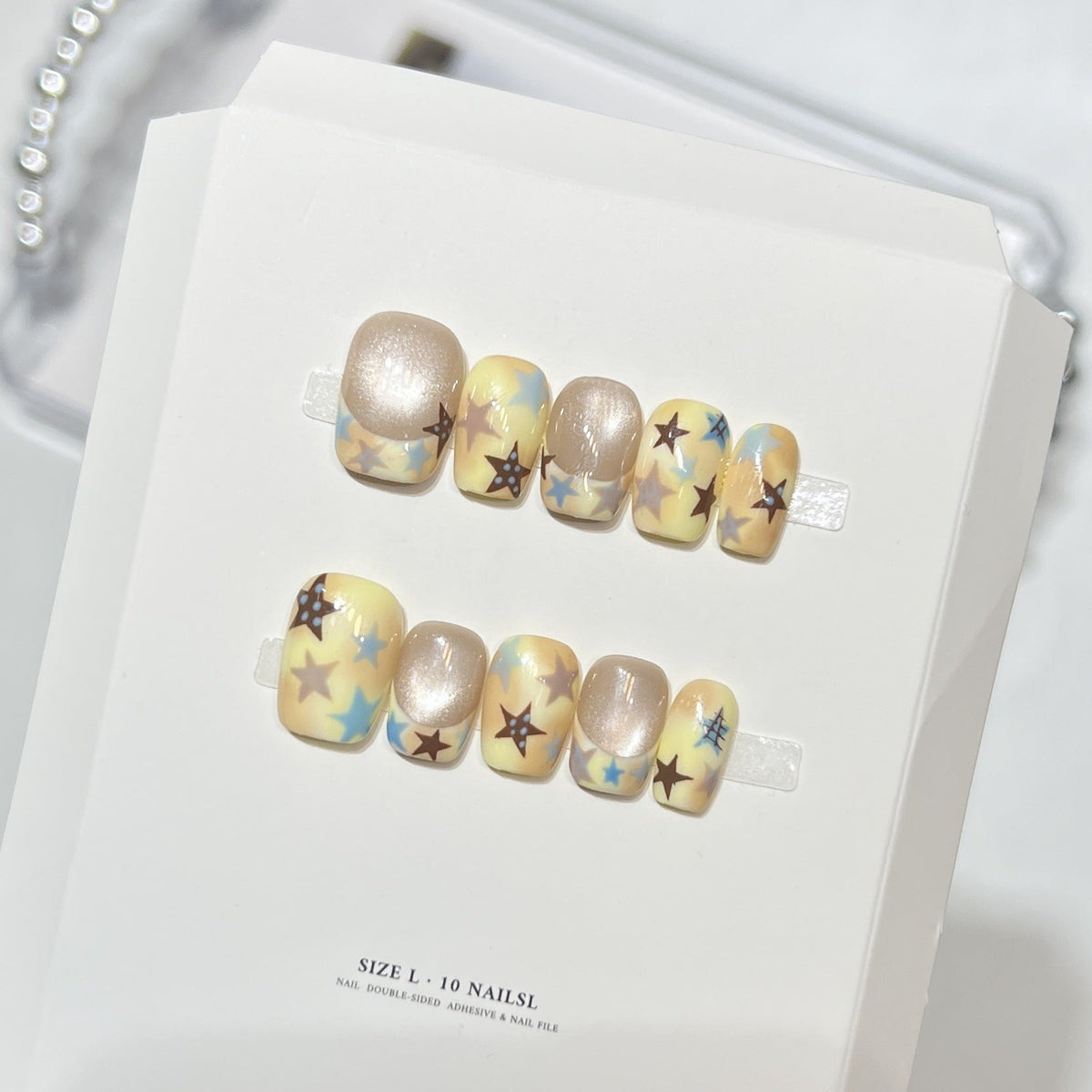 Artistic Star-Patterned Press-On Nails — product view 3