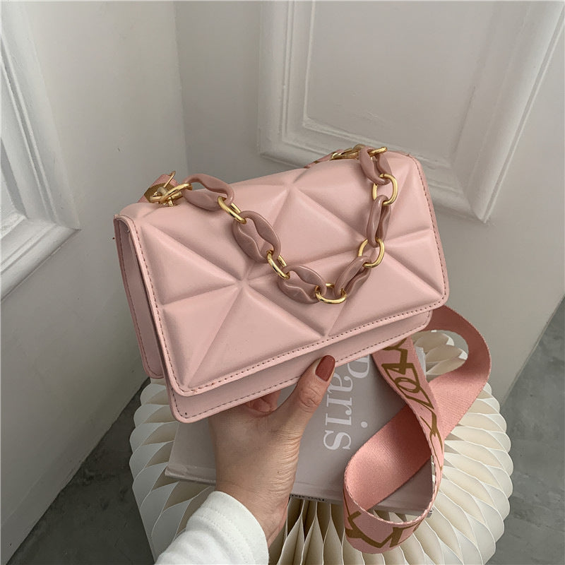 WoElegant Quilted Handheld Clutch LoungeYard — product view 4