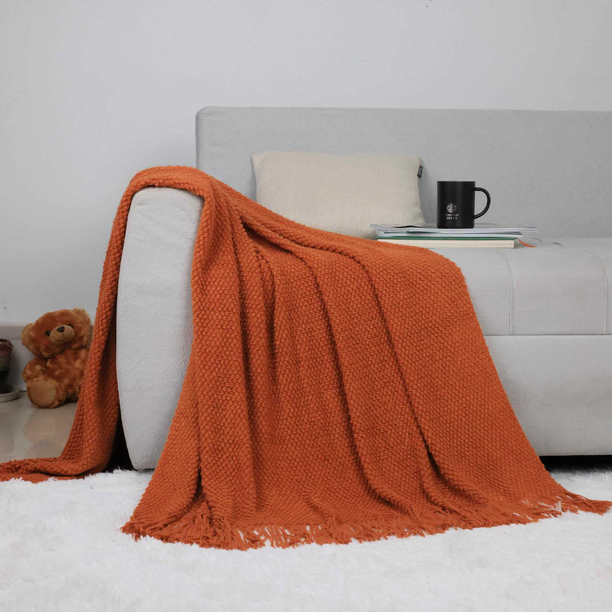 Home Decorative Throw Blanket LoungeYard — product view 5