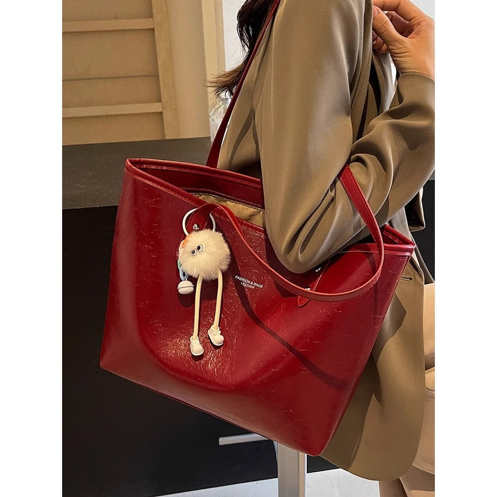Versatile Everyday Tote Bag LoungeYard — product view 1
