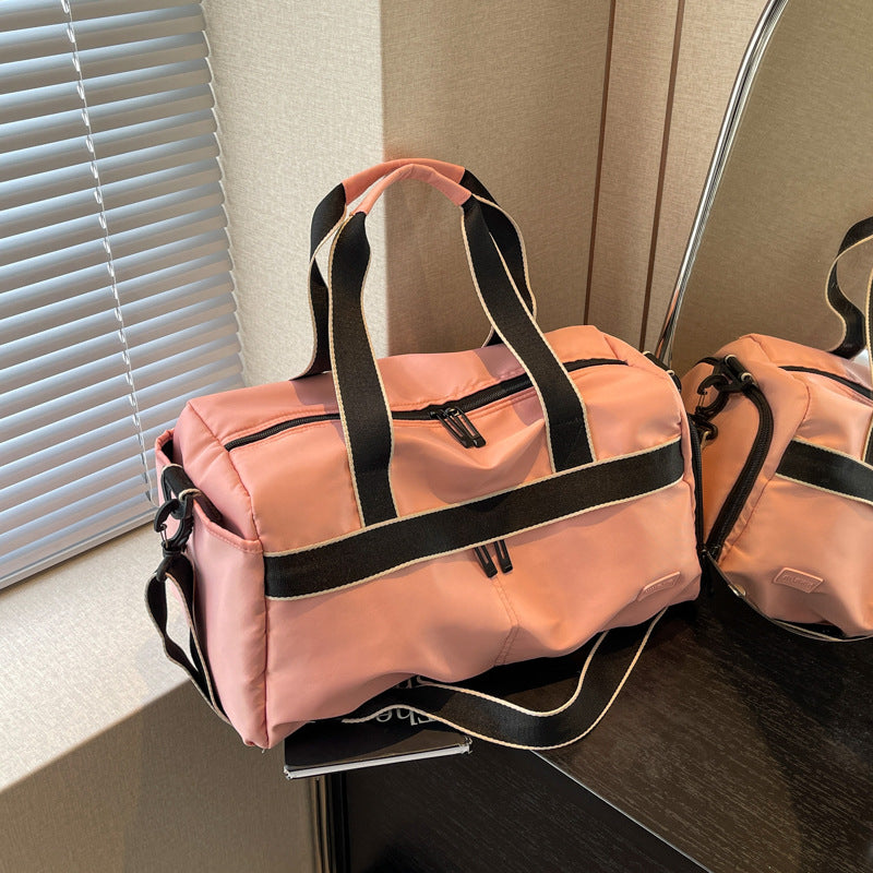 Versatile Weekend Getaway Duffel Bag — product view 2