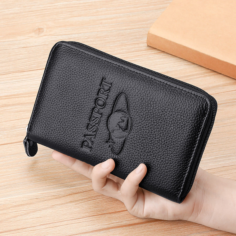 Elegant Zippered Leather Passport Holder — product view 5