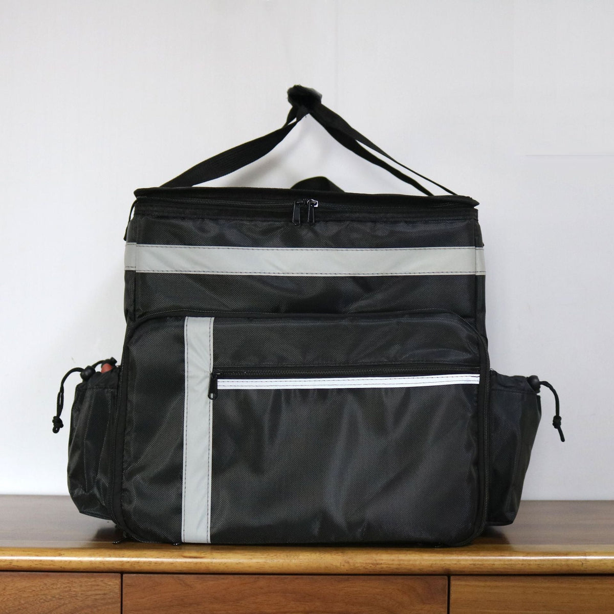 Women Multifunctional Insulated Transport Bag with Side Pockets LoungeYard — product view 3