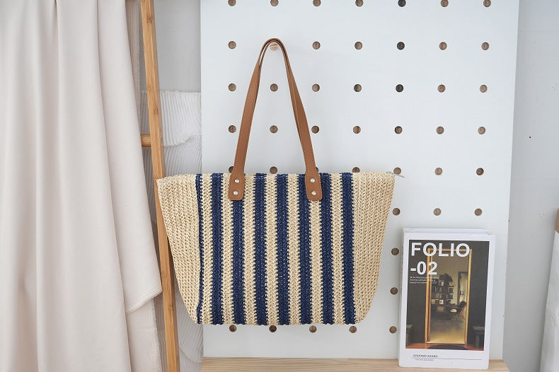 Handwoven Beach Bag LoungeYard — product view 6