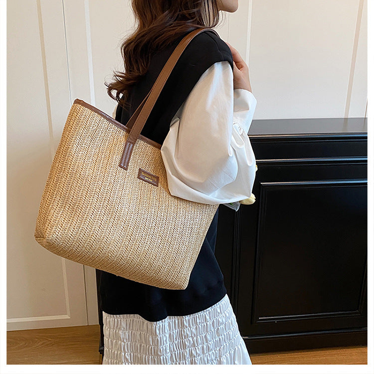 Eco-Friendly Woven Tote Bag LoungeYard — product view 6