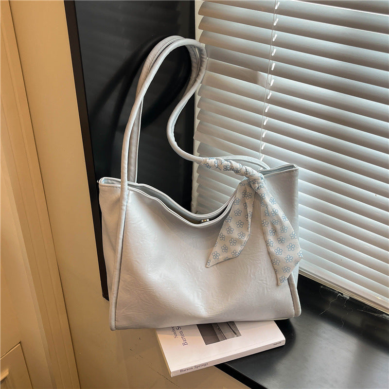 Chic Casual Handbag — product view 5