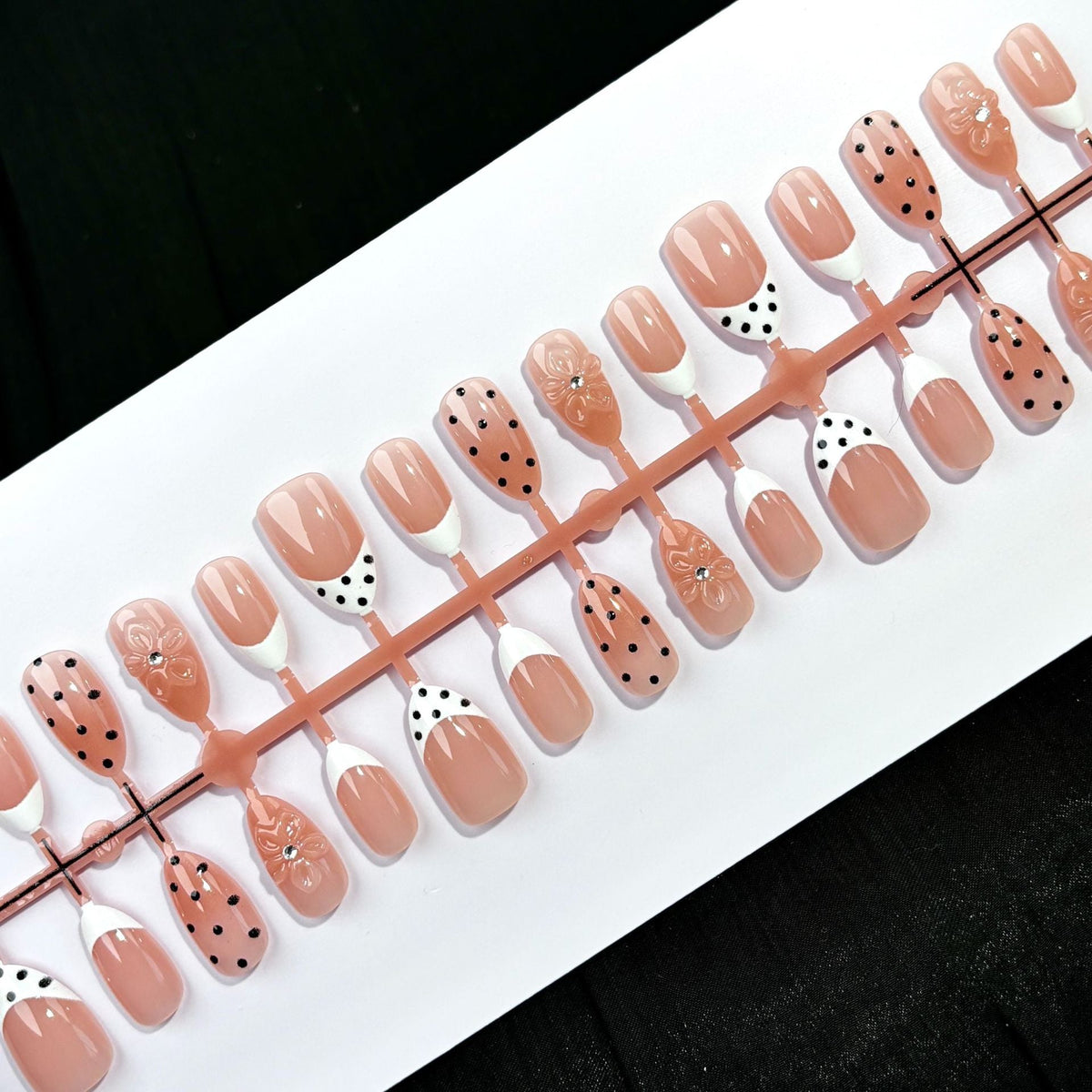 Elegant Decorative Nail Art Tips — product view 2
