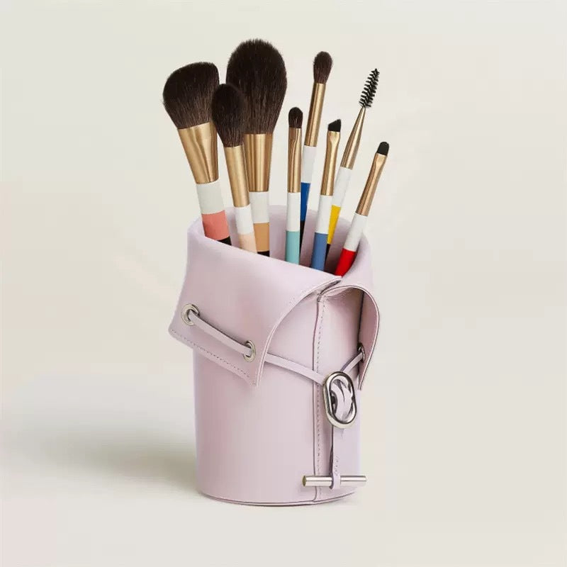 Elegant bucket bag LoungeYard — product view 3