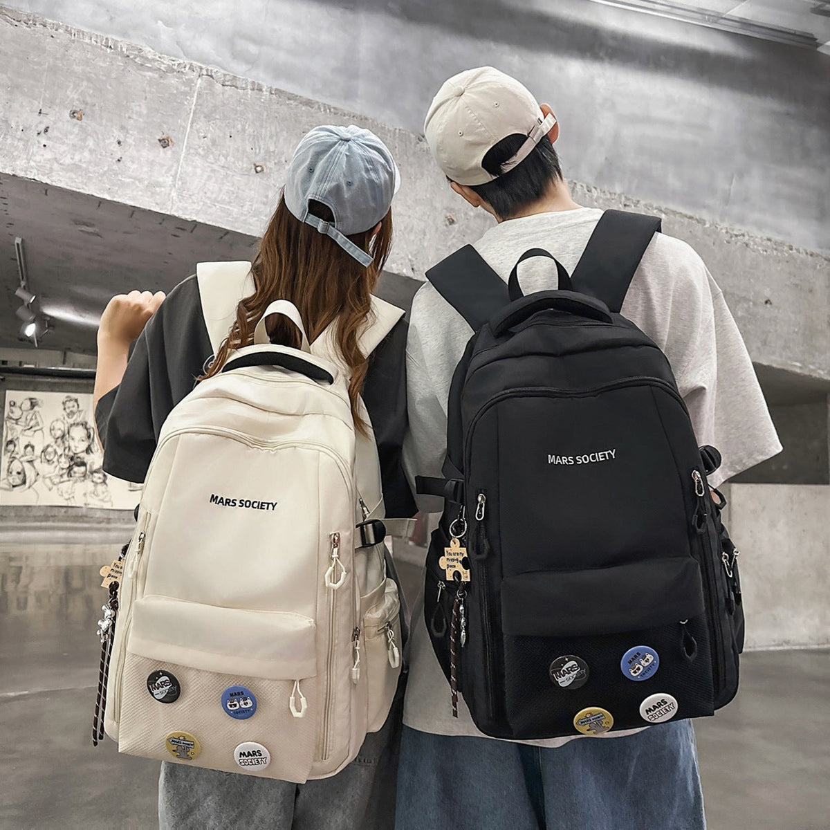 Multi-Pocket Daypack LoungeYard — product view 1