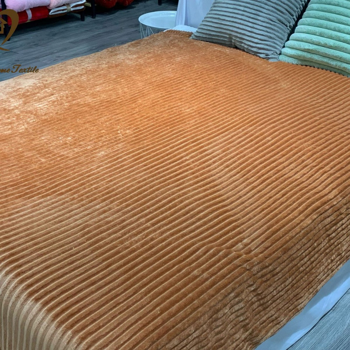 Luxurious Ribbed Velour Throw Blanket — product view 7