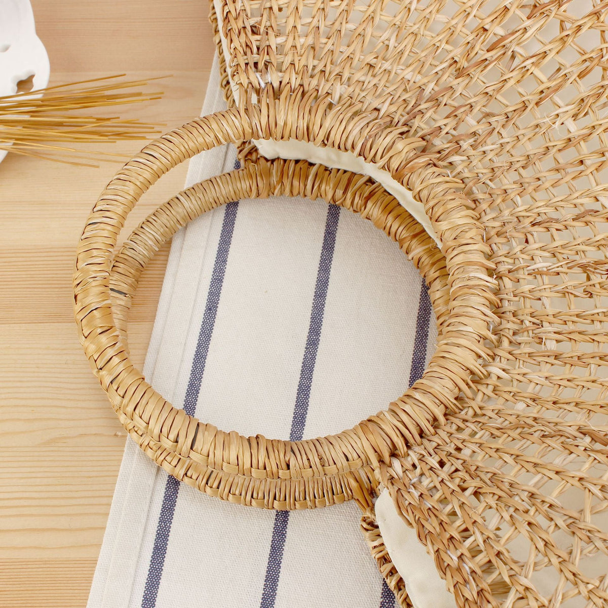Braided basket bag with stylish round handle LoungeYard — product view 2