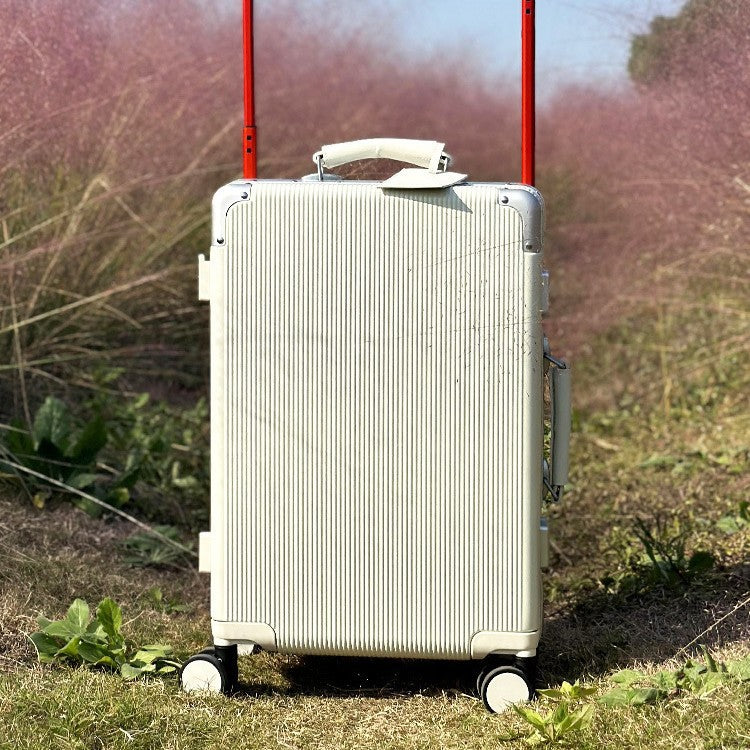 Elegant Hard-Shell Rolling Travel Case — product view 1