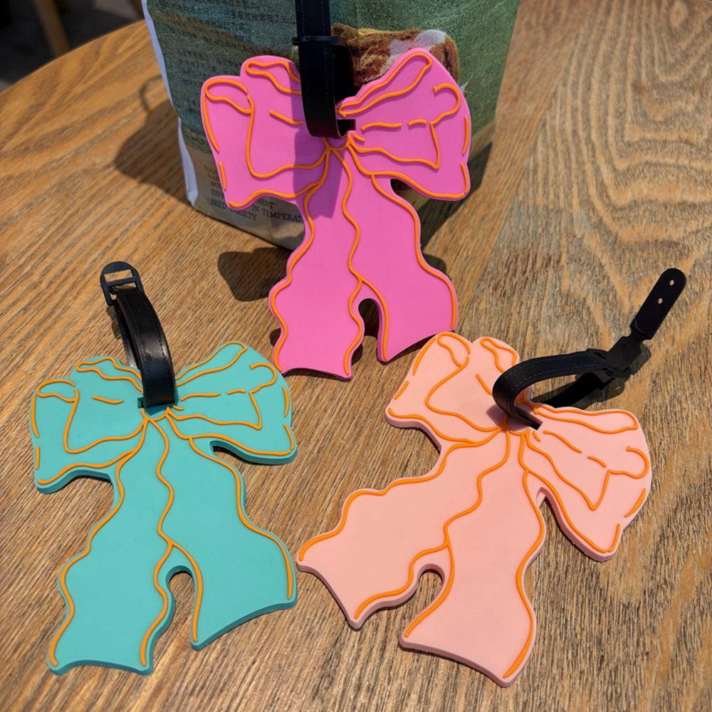 Silicone Bow-Shaped Luggage Tag LoungeYard — product view 5