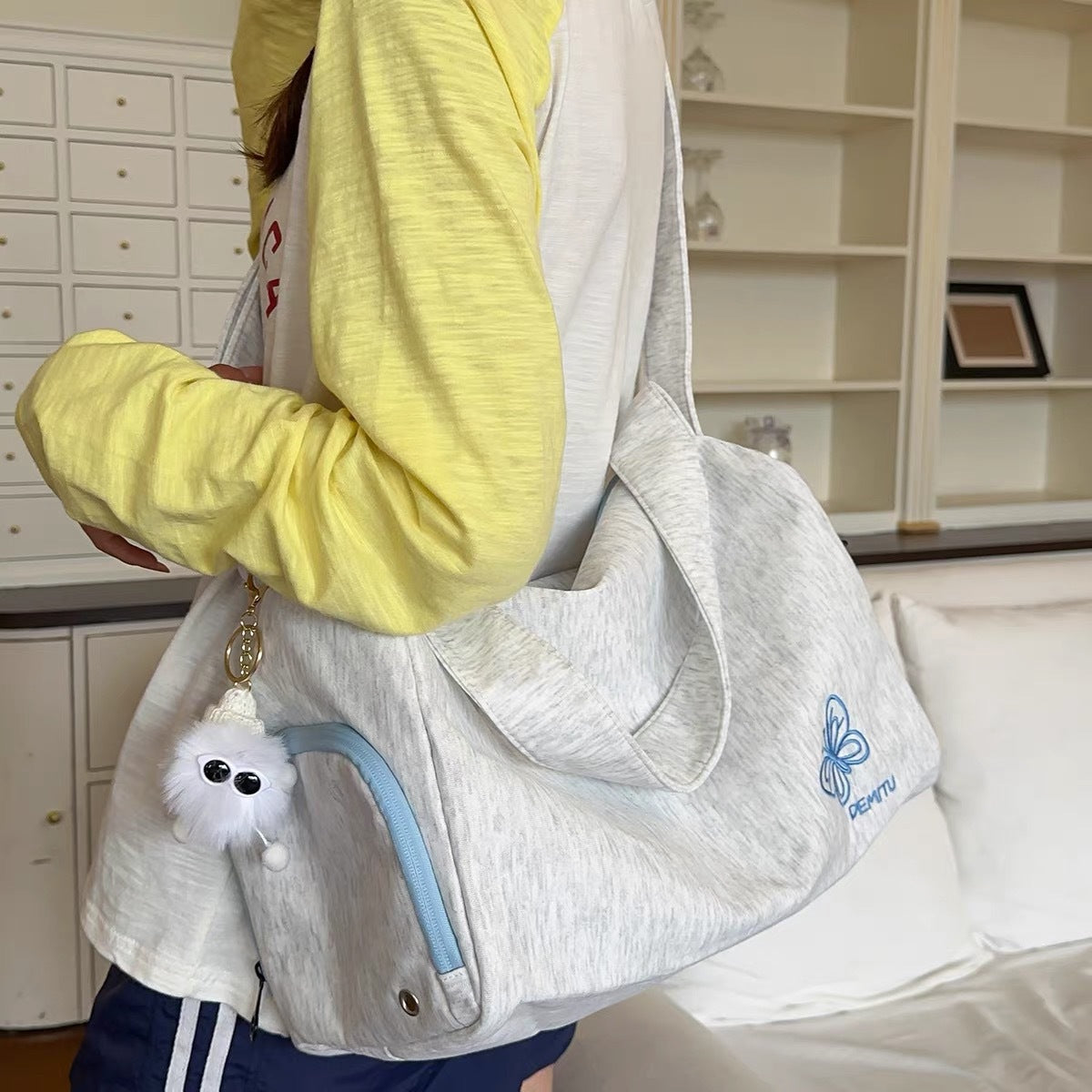Multi-Functional Travel Duffle Bag — product view 2