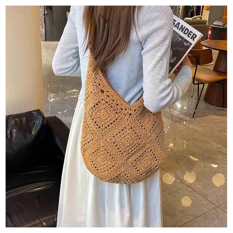 Crochet handbag LoungeYard — product view 2