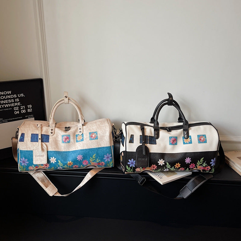 Fashionable Travel Bag LoungeYard — product view 3
