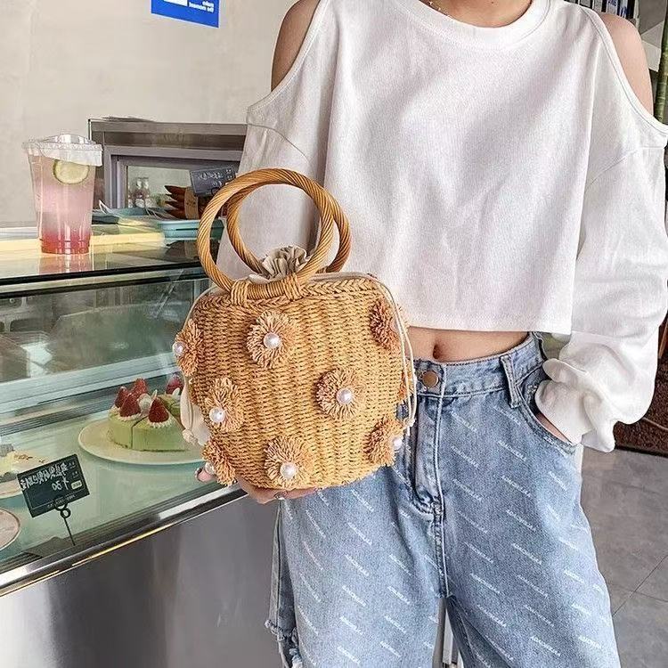 Refined handbag with pearl applications LoungeYard — product view 5