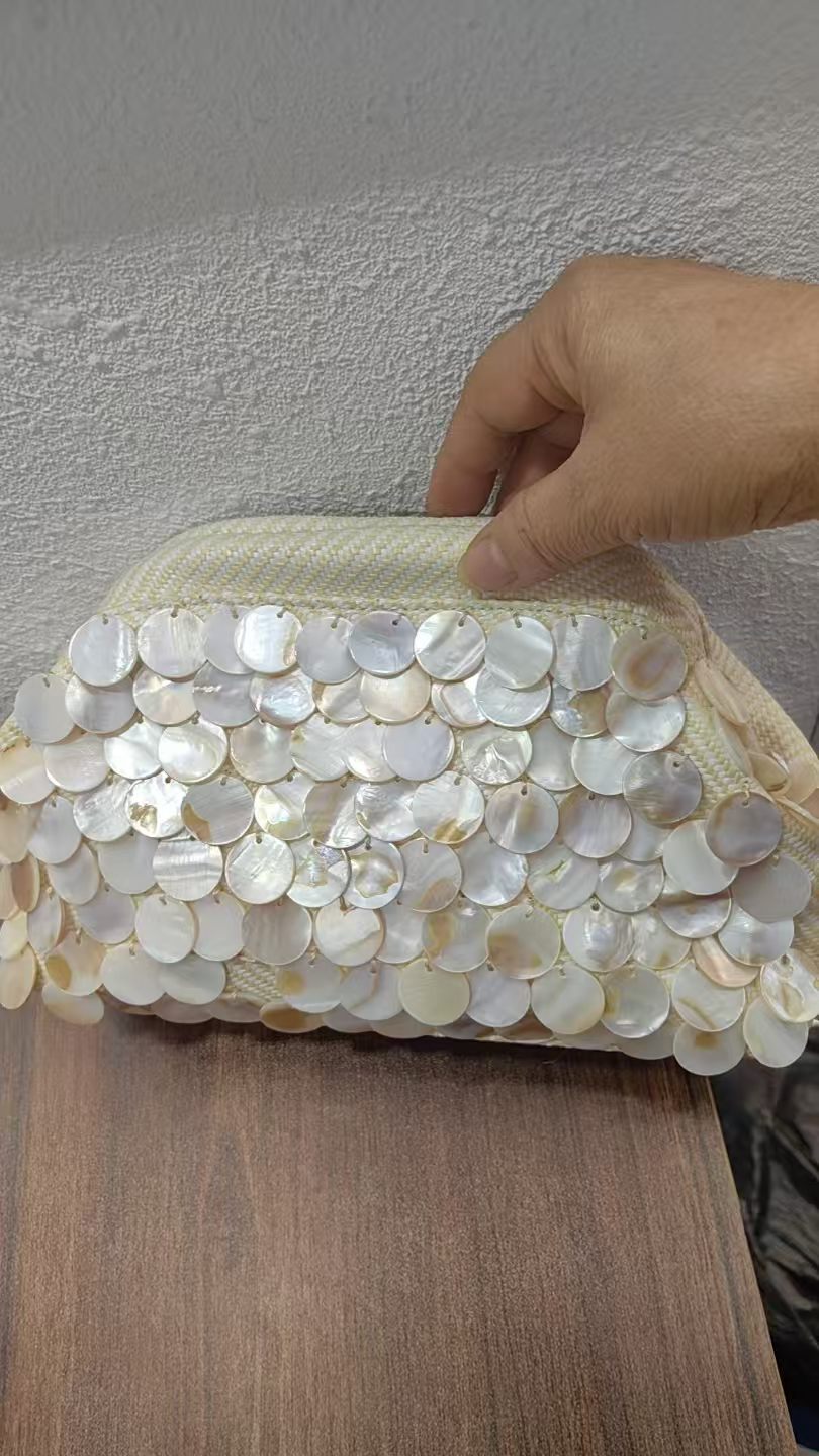 Decorative Clutch Bag LoungeYard — product view 6