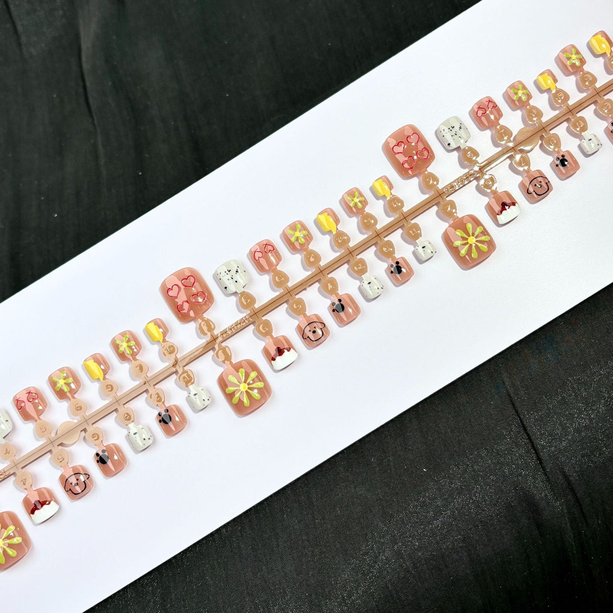 Decorative Cartoon-Themed Press-On Nail Set — product view 2