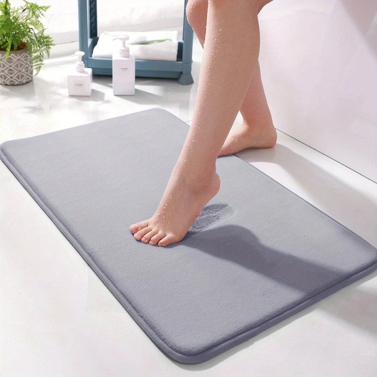 Home Bathroom Rug Bowlift — product view 1