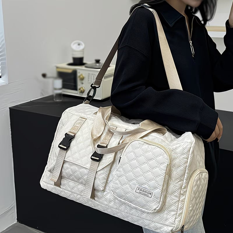 Versatile Quilted Travel Duffel Bag LoungeYard — product view 2