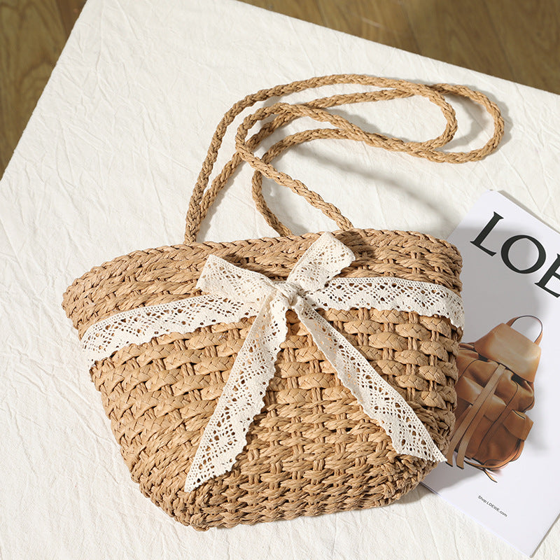 Elegant basket bag with decorative lace ribbon LoungeYard — product view 3