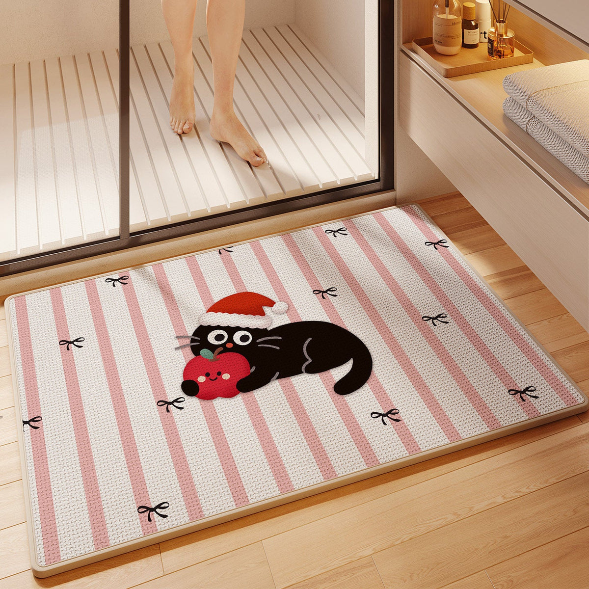 Fun-Themed Absorbent Bath Mat — product view 2
