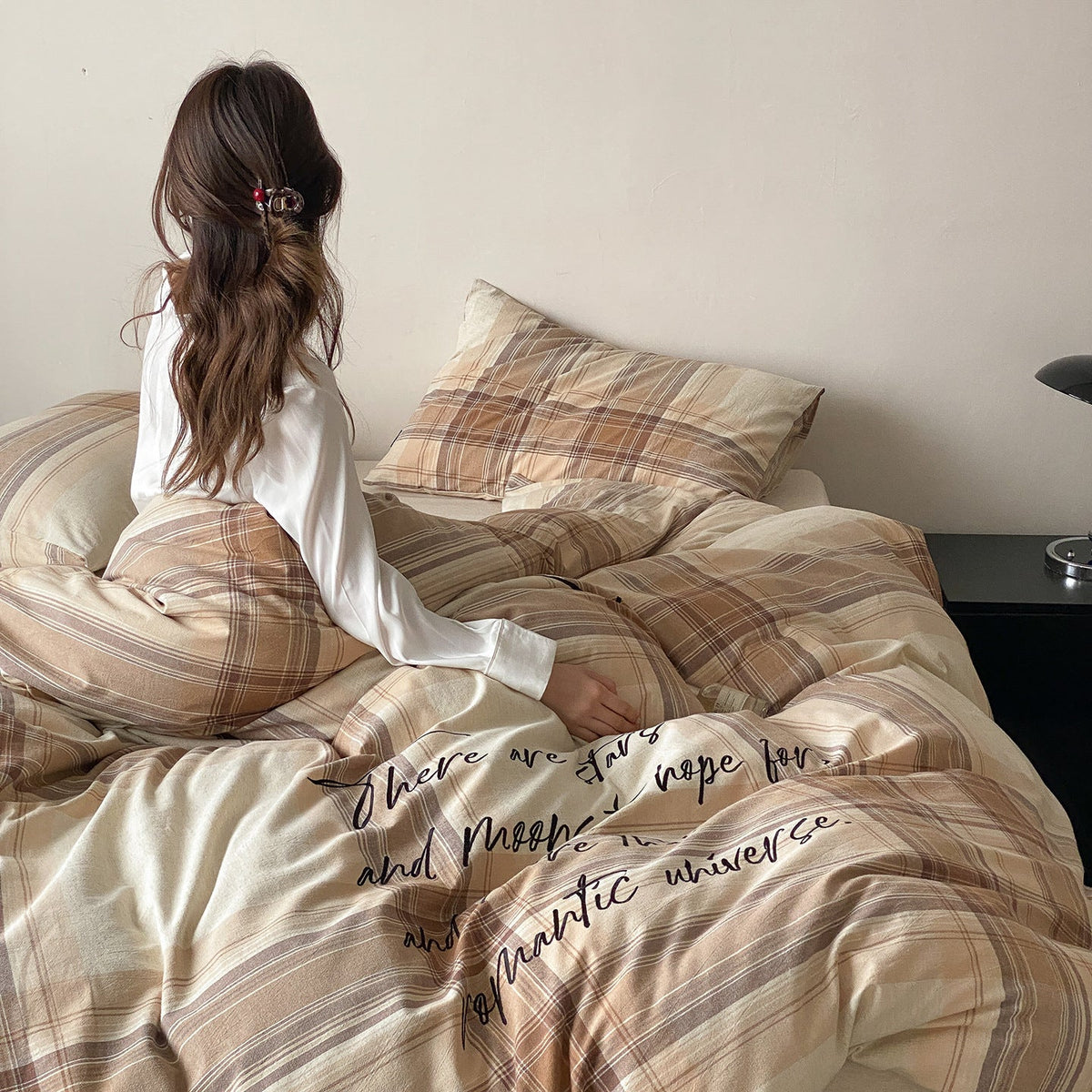Checked cotton percale bed linen set with calligraphic script print — product view 1