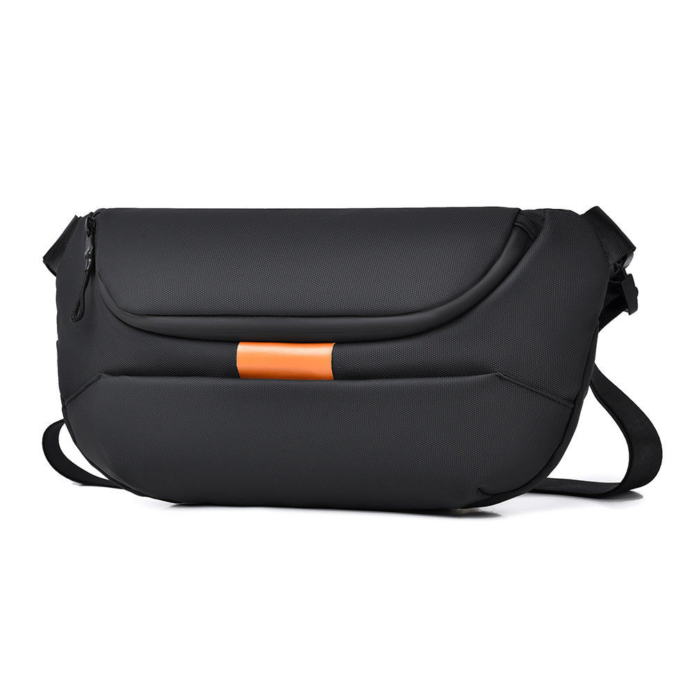 Sporty shoulder bag with versatile storage LoungeYard — product view 7