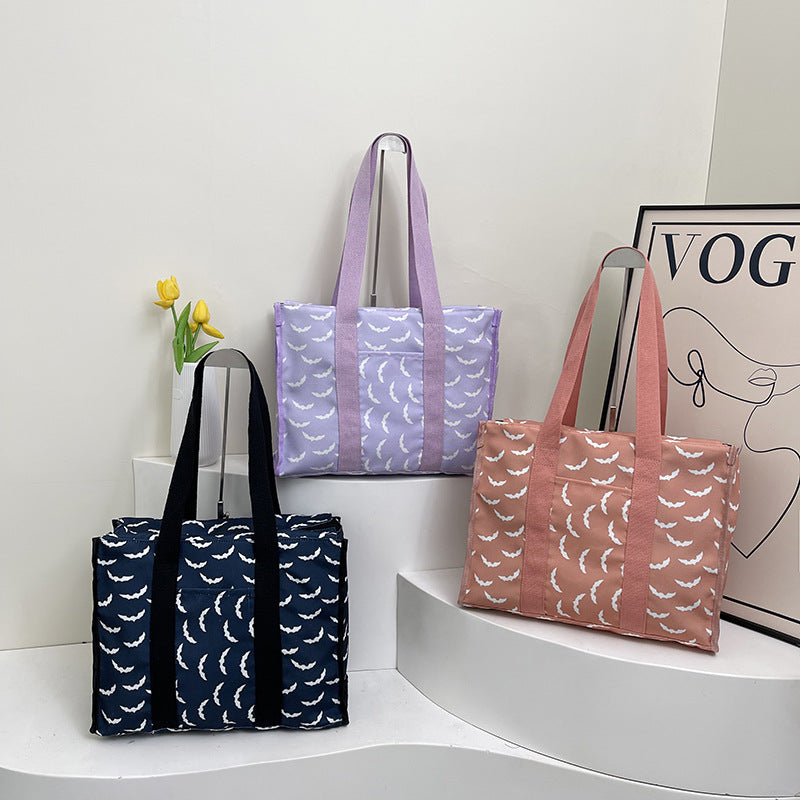 WoVersatile Large Capacity Tote Bag LoungeYard — product view 1